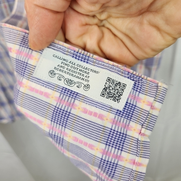ROBERT Graham short sleeve shirt size M in EUC - Picture 7 of 9